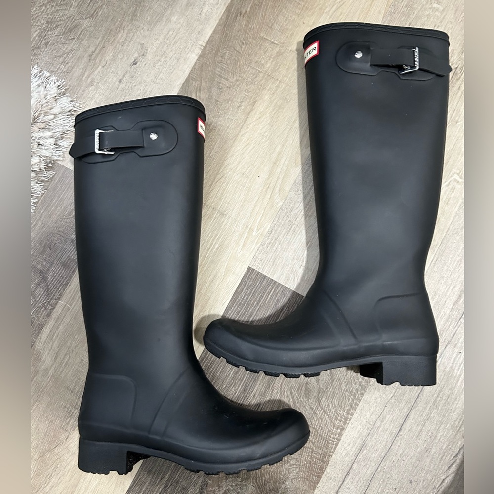 Women’s Black Hunter Boots sz6